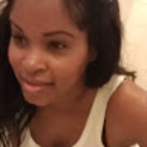 Meet your Posher, Hilary